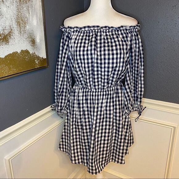 Lovers + Friends Get Lost off the shoulder dress - Picture 3 of 11